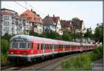 Die von 143 804 geschobene Regionalbahn biegt in Krze in den Ulmer Hauptbahnhof ein, 04.08.10