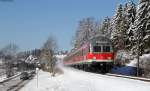 RE 22304 (Neustadt(Schwarzw)-Rottweil) mit Schublok 218 499-2 bei Löffingen 4.2.12