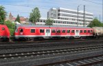 82-34 093-8 (Bnrdzf 463.1) von DB Regio Baden-Wrttemberg Stuttgart ist am 12. Juni 2012 in einem Gterzug von Nrnberg nach Leipzig eingereiht. Die Aufnahme entstand in Kronach.