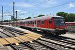 RE22318 von Ulm Hauptbahnhof nach Donaueschingen verlässt am 01.06.2019 den Startbahnhof. Schublok war 218 432-3.