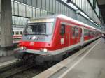 Ein Bnrdzf 488 mit 111 161 als RE nach Wrzburg in Stuttgart. Dieser Wagen ist einer der drei Wittenberger Prototypen.