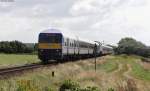 NOB81746 (Hamburg Altona-Westerland) mit Schublok 251 011-3 bei Morsum 7.8.12