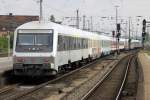 Die MRCE 182 530-6 / ES 64 U2 - 030 zieht den bunten HKX mit Abellio Wittenberger von Kln nach Hamburg aus Osnabrck am 24.06.2013  