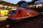 Steuerwagen Bauart Wittenberge (Basis: y-Wagen / Halberstädter) als RE 12190 in Mainz Hbf. Wagennummer: 50 80 80 - 35 573 - 0 Bybdzf 482.1 - beheimatet in Trier. Aufgenommen im November 2014.