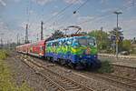 111 047  Hilde  in der DB-Touristik-Lackierung als RB 48 im Bahnhof Wuppertal-Oberbarmen (26.04.2022)