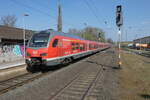 Einfahrt ET 1428 514 u. ET 1428 002 Flirt 3 DB Regio als RE42 in Appelhülsen am 26.03.2022
 Aufnahme am Ende vom Bahnsteig 