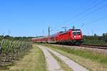 Am 24.06.2020 legt sich ein Dosto bei Lauffen am Neckar in die Kurve als IRE 8 nach Stuttgart.