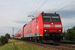 Mit einer RB (Offenburg - Neuenburg (Baden)) fuhr am 12.05.2015 die Freiburger 146 110-2  Baden Württemberg erfahren/Müllheim (Baden)  bei Hügelheim ihrem vorletzten Zwischenhalt in