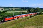 Jetzt wird es ernst: Seit einigen Wochen verkehrt die erste Garnitur des künftigen München-Nürnberg-Expresses - bestehend aus der 102 001 und sechs Doppelstockwagen - testweise auf