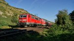 RE 4622 war am 30.08.2016 mit 111 214 an der Spitze zwischen Würzburg und Frankfurt unterwegs, wobei sie in zwischen Veitshöchheim und Thüngersheim abgelichtet wurde.