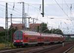 Ein RegionalExpress der Linie 7 kommt hier in den Bahnhof von Berlin Schnefeld Flughafen eingefahren und wird dann weiter nach Belzig ber Berlin Hbf fahren.