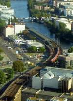 Ein Regionalzug in Berlin, fotografiert vom Fernsehturm aus! 8.9.09