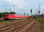 RE 4362, gezogen von der 112 120-1 auf dem Weg von Berlin Sdkreuz nach Rostock Hbf hier bei der Einfahrt in den Bf Oranienburg am 29.06.2012.