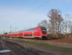 Der RE 4361 von Rostock Hbf nach Lutherstadt Wittenberg fährt durch Nassenheide.