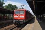 POTSDAM, 07.07.2014, 112 105 als RE 1 nach Brandenburg Hbf im Bahnhof Potsdam Charlottenhof