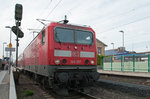 BR 143 107 pulls RB 75 through Nauheim towards Aschaffenburg on 09 May 2016.