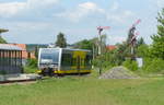 Burgenlandbahn 672 904 als RB 26874 von Naumburg (S) Ost nach Wangen (U), am 21.05.2017 bei der Ausfahrt in Laucha (U).