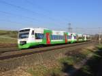 STB VT 123 + VT xxx + VT 109 als STB 82981 + EB 82805 von Erfurt Hbf nach Meiningen und Ilmenau, bei Ingersleben; 07.04.2010