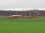 Die RB 16373 von Sangerhausen nach Erfurt Hbf, am 28.11.2015 bei Großrudestedt.