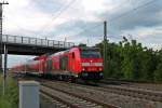 Notschuss auf 146 236-5  Schwarzwaldbahn Erlebnispfard  am 28.05.2014 mit der RB 81309 (Offenburg - Basel Bad Bf), bei der Einfahrt in Müllheim (Baden). Das besondere an dem Zug ist, dass das einer der wenigen Regionalzügen war, der wärend der Streckensperrung zwischen Schliengen und Eimeldingen, durch den Katzenbergtunnel nach Basel fuhr. Seit dem 29.09.2014 ist die Strecke wieder offen und alle Nahverkehrszüge fahren wieder bis nach Basel runter.