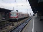 Eine RB nach Donauwrth steht abfahrbereit auf Gleis 2 des Augsburger Hbf.26.12.08