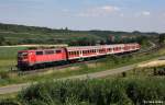 DB 111 176-4 vor Leerzug aus n-Wagen Richtung Würzburg, KBS 920 Treuchtlingen - Würzburg, fotografiert zwischen Winterhausen und Heidlingsfeld am 05.07.2010