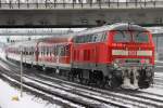 Die 218 475-2 + 218 471-1 als RB von Buchloe nach Mnchen Hbf am Hirschgarten am 15.02.2013