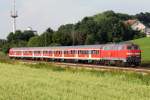 Die 218 462-0 erreicht Buchloe mit dem RE von Kempten nach Mnchen am 07.07.2013
