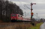 111 106 mit RE 4120 am 02.01.2014 in Creidlitz bei Coburg.