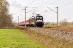 ES 64 U2 - 013 (182 513-2) MRCE Dispolok GmbH für DB Regio mit dem IRE 4275  Berlin-Hamburg-Express  von Hamburg Hbf nach Berlin Ostbahnhof in Nennhausen. 02.04.2017