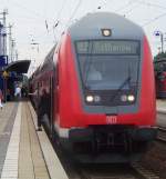 Am Gleis 1 steht bereit der RE2 (RE 38134) von Cottbus nach Rathenow.