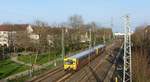 Ein VT2E zur Fahrt nach Königstein kurz vor Frankfurt-Griesheim.