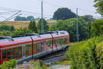 Ausfahrender RE 9 (Hansestadt Stralsund) in Sassnitz Lancken nach Lietzow. - 20.07.2017