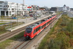 442 844 als S1(Rostock-Warnemünde)bei der Einfahrt im Haltepunkt Warnemünde-Werft.28.08.2016