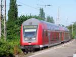 Der RE10130(RE1) fhrt in Mlheim(Ruhr) Hbf ein und wird nach kurzem Aufenthalt weiter nach Aachen Hbf fahren. 20.05.08