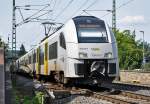 460 010-2 von Bonn bei der Einfahrt in den Bf Remagen - 29.08.2013