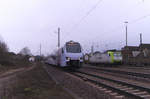 429 102 rauscht gerade als RE Saarbrücken - Koblenz durch den Bahnhof Bous Saar.