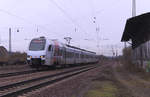 429 110 ist von Koblenz aus auf dem Weg nach Mannheim und passiert hier gerade den Bereich der ehemaligen Bahnmeisterei in Bous Saar. Der nächste Planhalt wird in wenigen Minuten Völklingen sein. Bahnstrecke 3230 Saarbrücken - Karthaus am 04.02.2017