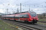 DB 442 810 als RE 4993  Franken-Thringen-Express  von Leipzig Hbf nach Nrnberg Hbf, am 03.04.2023 in Naumburg (S) Hbf. 