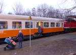 EBS 232 690-8 mit dem D-EBS 50 80 21-43 369-5 By als DPE 6601 nach Buttstädt, am 12.01.2018 in Sömmerda.