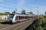abellio 9442 807 als RB 74618 von Leipzig Hbf nach Eisenach, am 27.10.2022 in Vieselbach.