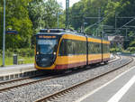 Stadtbahn Karlsruhe Tw 952 als S42 nach Sinsheim Hbf in Bad Wimpfen, 13.06.2020.