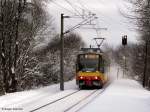 26.12.2010: TW 865 als S4 Eilzug von Heilbronn nach Karlsruhe. Hier passiert er den Haltepunkt Drrenbchig bei ca. 30 cm Schnee.