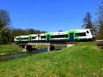 BSB-Triebwagen auf der Fahrt zwischen Breisach und Freiburg, hier bei der berquerung der Dreisam bei Hugstetten, April 2017