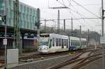 RT9 erreicht in wenigen Augenblicken den Hauptbahnhof Kassel und fhrt dann weiter Richtung Leipziger Strasse (18.02.2012).