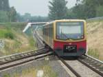 S25 nach Hennigsdorf fhrt aus dem Bahnhof Teltow Stadt aus. 12.8.2007