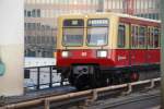 BERLIN, 03.03.2009, S9 nach Spandau bei der Ausfahrt aus dem Bahnhof Friedrichstraße