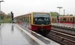 DB S-Bahn Berlin S2 (BR 481/482) S-Bahnhof Bornholmer Strasse am 16. Oktober 2014.