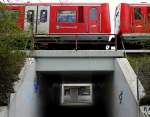 Der  Diebsteich -Tunnel unter dem gleichnamigen S-Bahnhof in Hamburg-Bahrenfeld. 27.4.2013