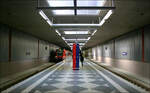 Münchens neuer unterirdischer S-Bahnhof -

... in Unterföhring wurde am 25.11.2005 in Betrieb genommen. Die S-Bahn führte vorher eingleisig durch den Ort. Als es um den zweigleisigen Ausbau ging, erzwang eine Bürgerinitiative ein Bürgerentscheid, der sich für den Ausbau im Tunnel aussprach. 

07.04.2006 (M)